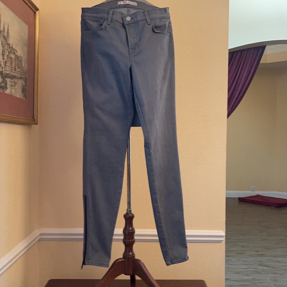 JBrand Skinny Jeans Ankle Side Zippers